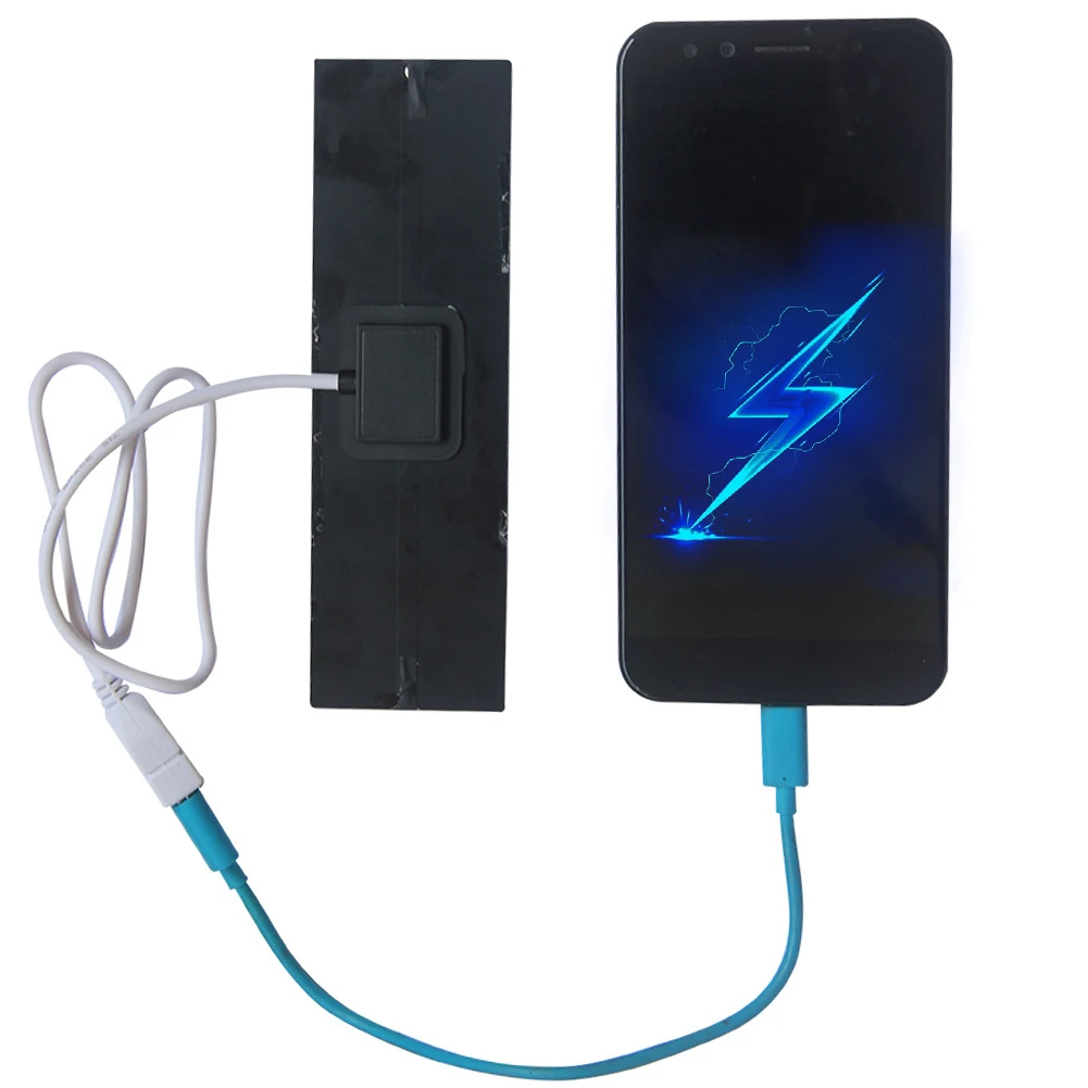 USB ソーラーパネル充電器ポータブルバッテリー携帯電話充電 - Jinko Solar Panel Cheetah のレビューと価格